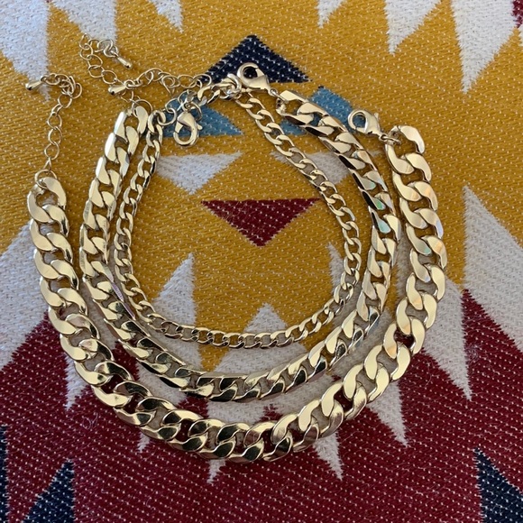 H&M gold anklets set of 3 - Picture 3 of 4